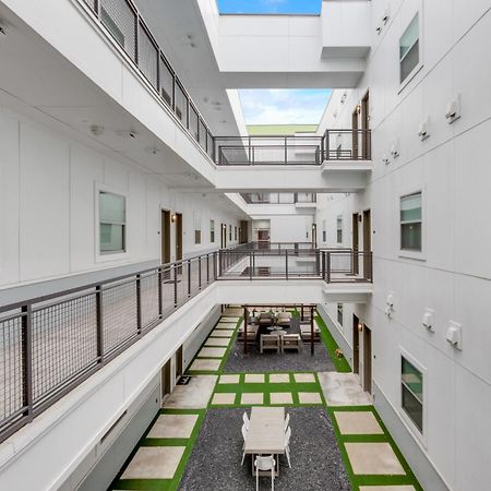 Snappy Loft Style 2Br I Gym I Parking I Workspace Dallas Eksteriør billede